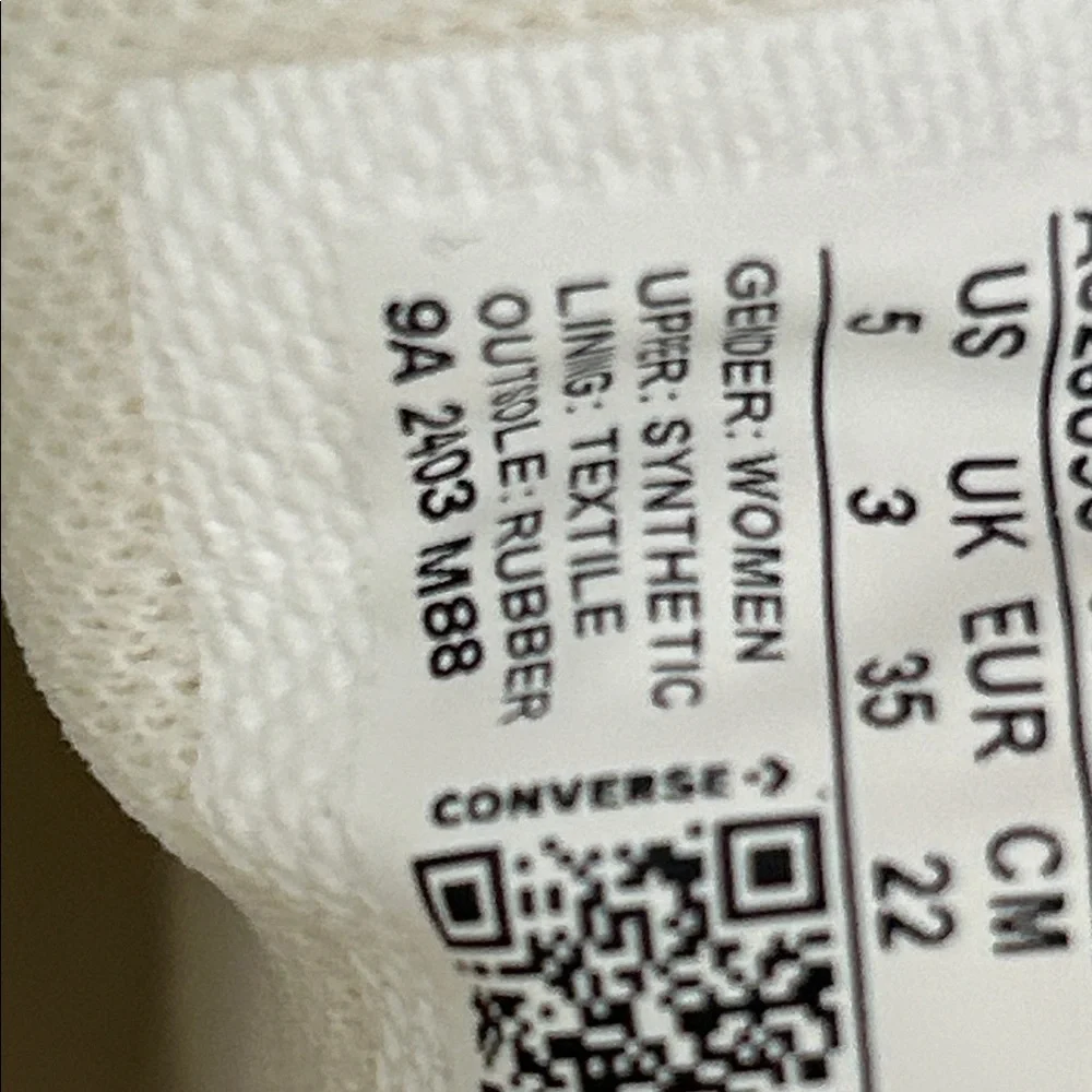 NEW Converse All Star Sneakers - Picture 11 of 12